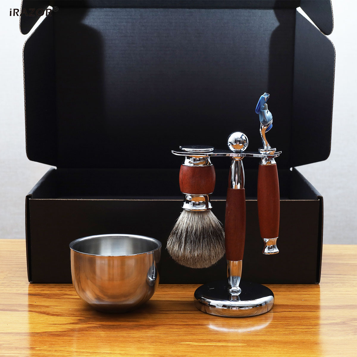 iRAZOR 高級メンズ5枚刃かみそりシェービングキット シ - Men'S Grooming Gift Box のレビューと価格